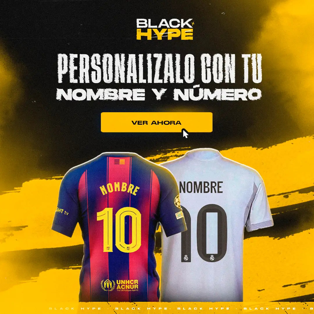 Camiseta personalizable del FC Barcelona y Real Madrid con el número 10, con vibrantes rayas rojas y azules en el lado izquierdo y un diseño blanco limpio en el derecho.